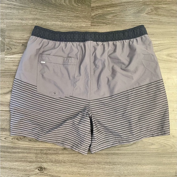 Vuori Men’s Kore Shorts XL - Picture 4 of 5